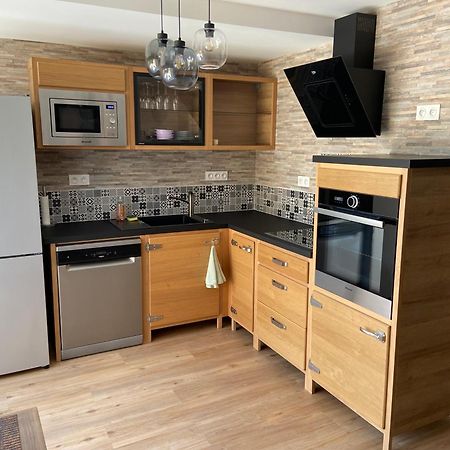 La Maison Mousseaux, Centre Ville 2 Chambres Шатору Екстер'єр фото